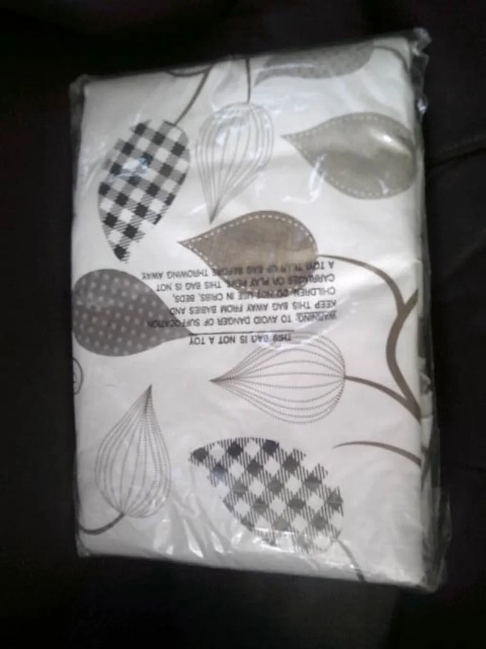 NEW HEAVY DUTY VINYL PARTY TABLECLOTH FLANNEL BACK 60X84